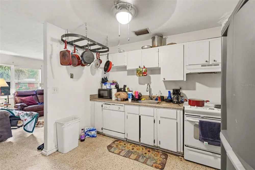 2209 NE 36TH STREET ocala, FL 34479