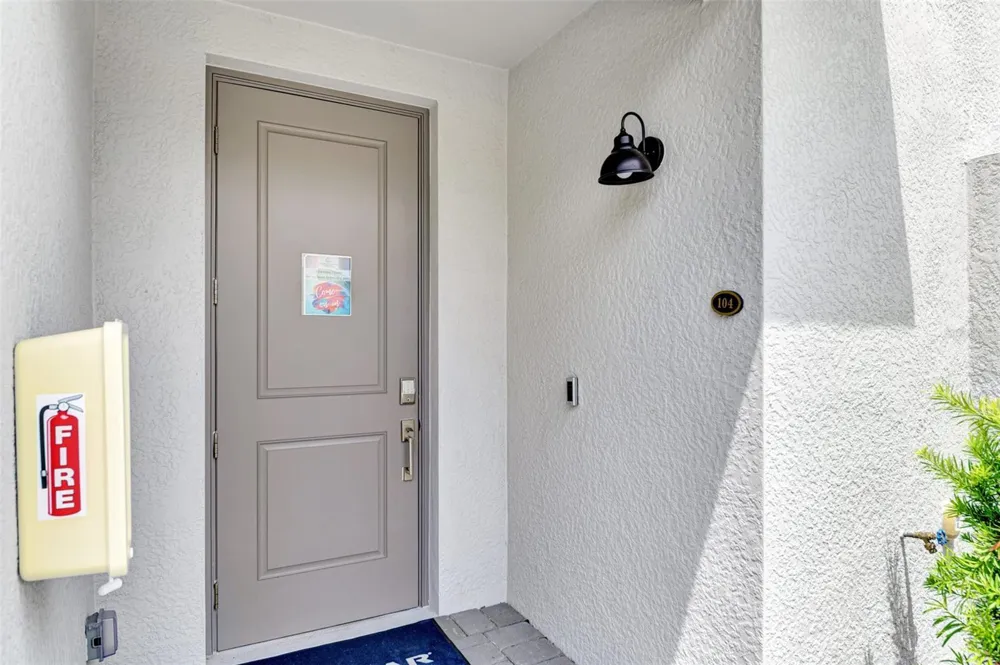 5632 SUMMIT POINTE CIRCLE #104 Bradenton, FL 34210