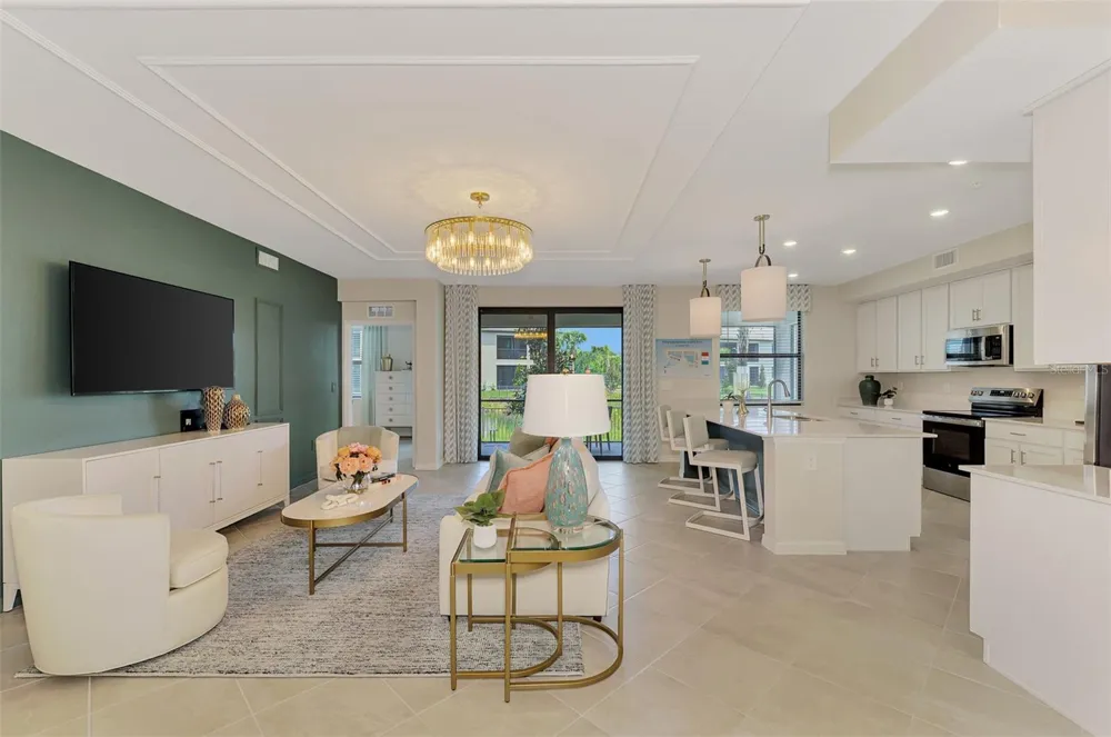 5632 SUMMIT POINTE CIRCLE #104 Bradenton, FL 34210