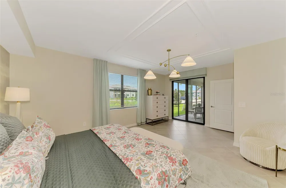 5632 SUMMIT POINTE CIRCLE #104 Bradenton, FL 34210