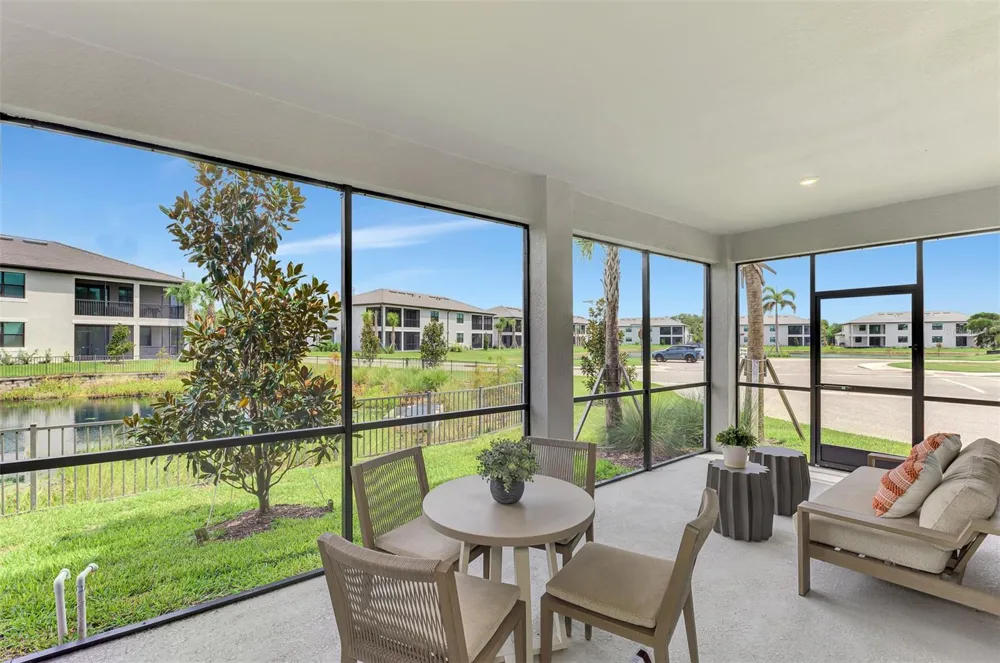 5632 SUMMIT POINTE CIRCLE #104 Bradenton, FL 34210