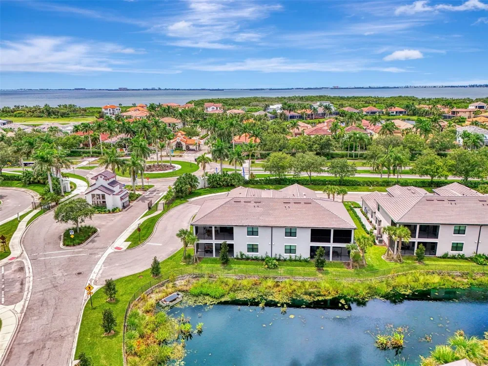 5632 SUMMIT POINTE CIRCLE #104 Bradenton, FL 34210