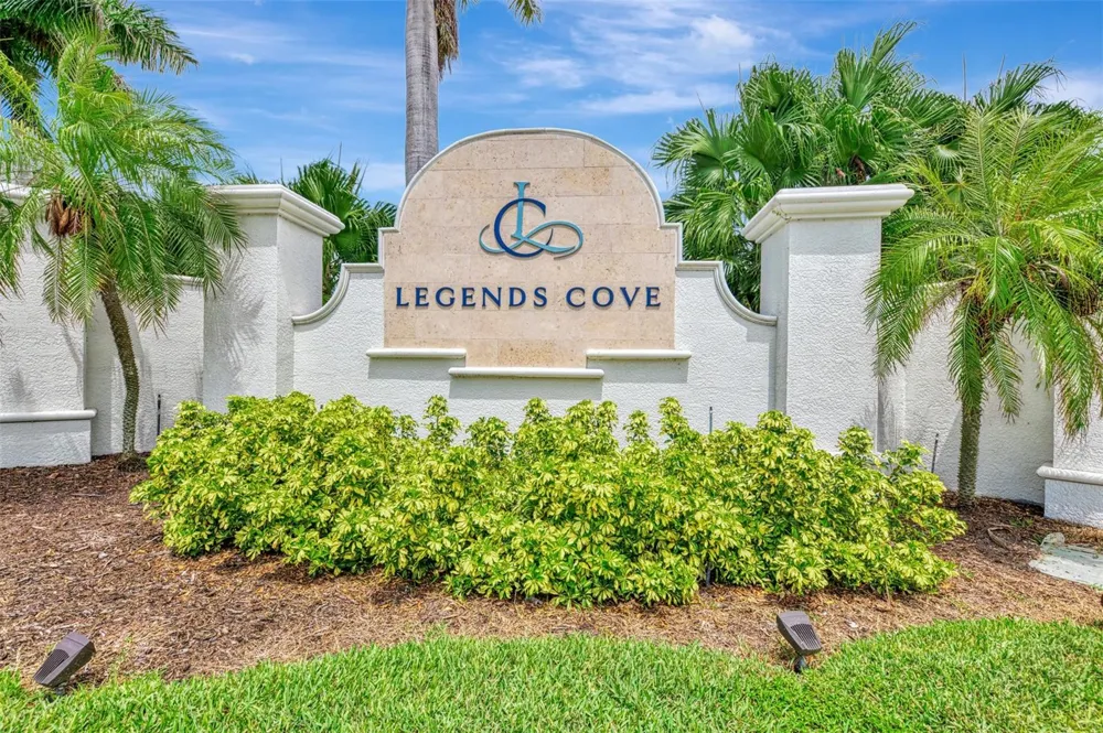 5632 SUMMIT POINTE CIRCLE #104 Bradenton, FL 34210