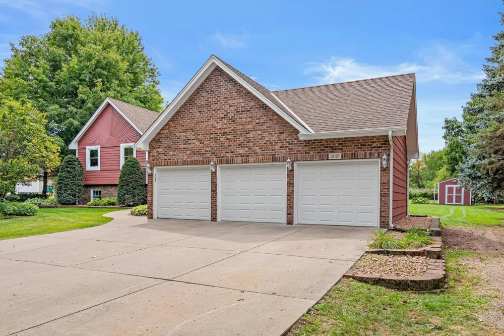 10121 Kahler Avenue NE Otsego, MN 55362