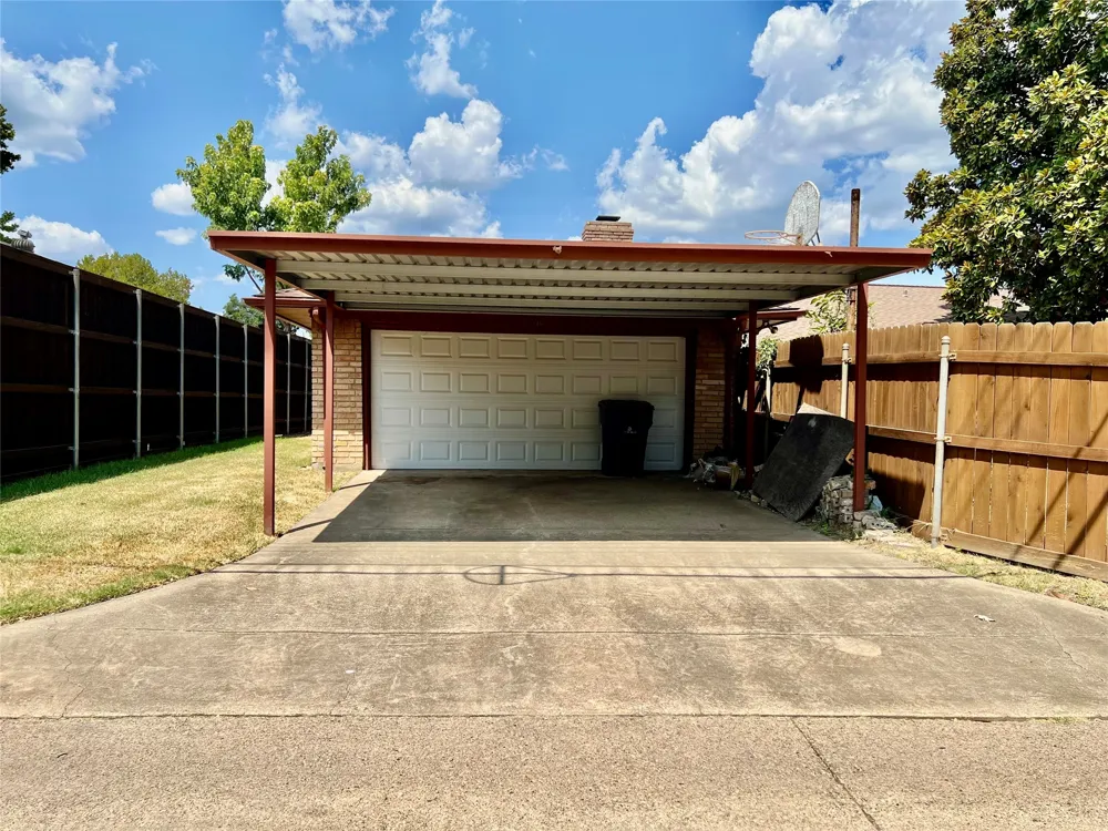 6238 E Lovers Lane Dallas, TX 75214