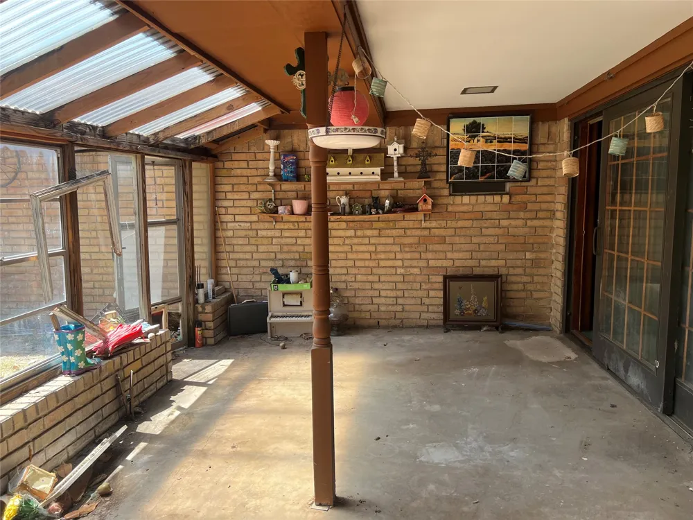 6238 E Lovers Lane Dallas, TX 75214