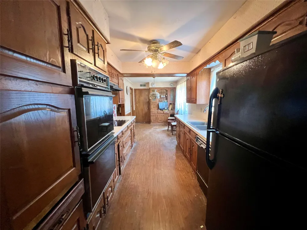 6238 E Lovers Lane Dallas, TX 75214