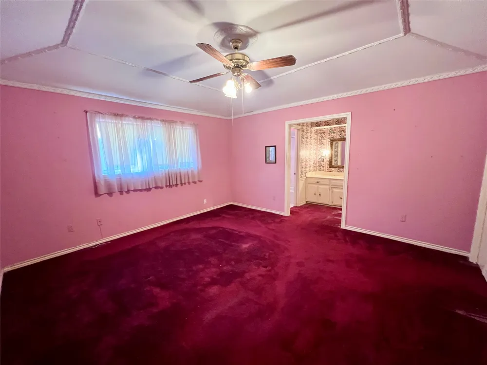 6238 E Lovers Lane Dallas, TX 75214