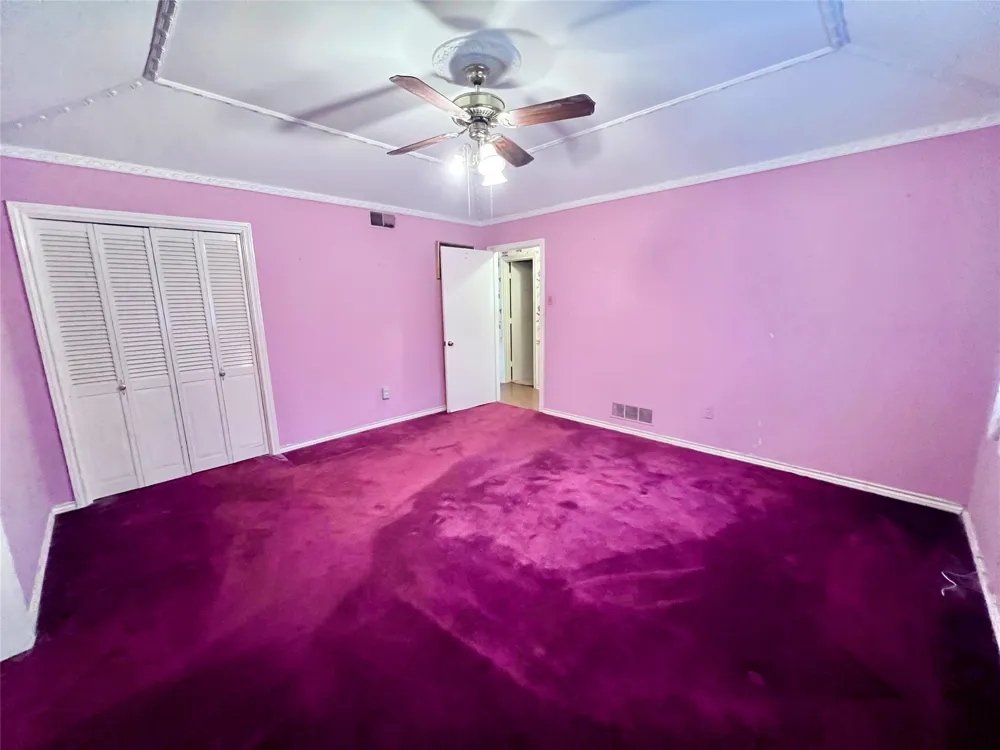 6238 E Lovers Lane Dallas, TX 75214