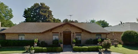 6238 E Lovers Lane