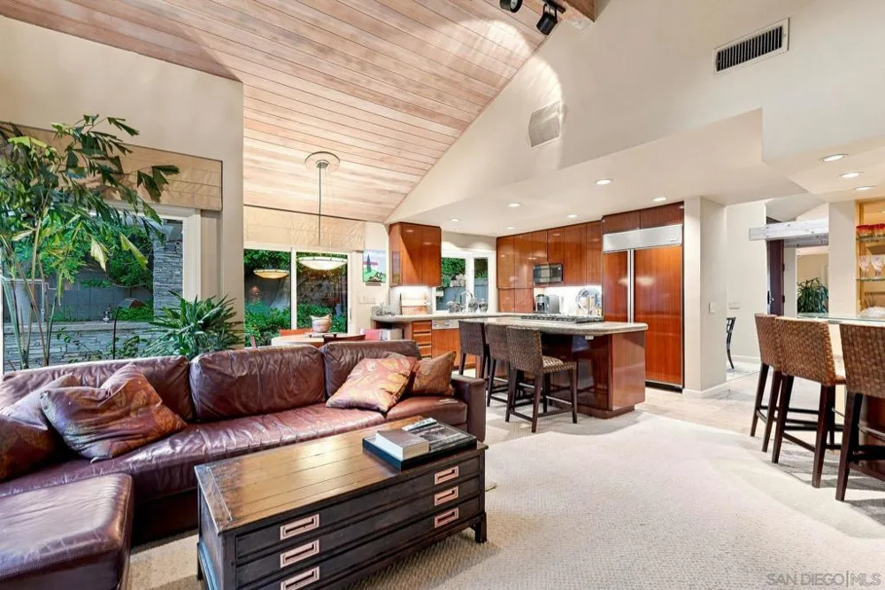 3765 Southernwood Way San Diego, CA 92106