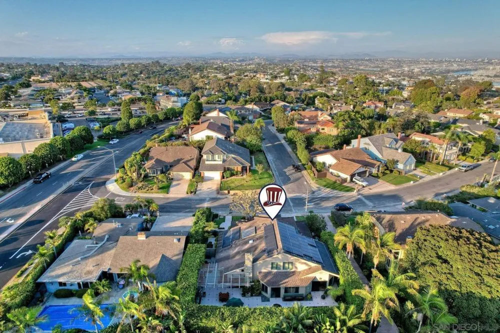 3765 Southernwood Way San Diego, CA 92106