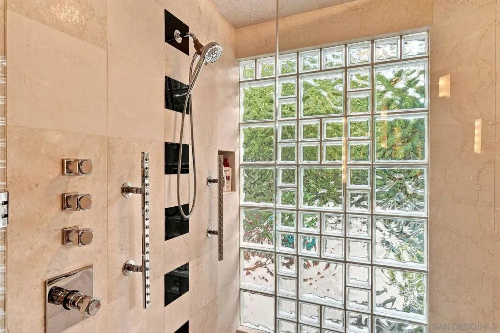 3765 Southernwood Way San Diego, CA 92106