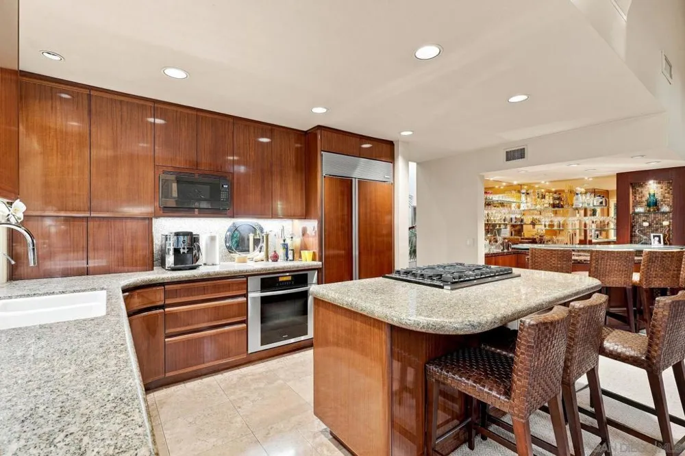 3765 Southernwood Way San Diego, CA 92106