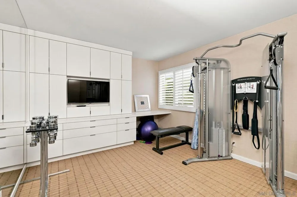 3765 Southernwood Way San Diego, CA 92106