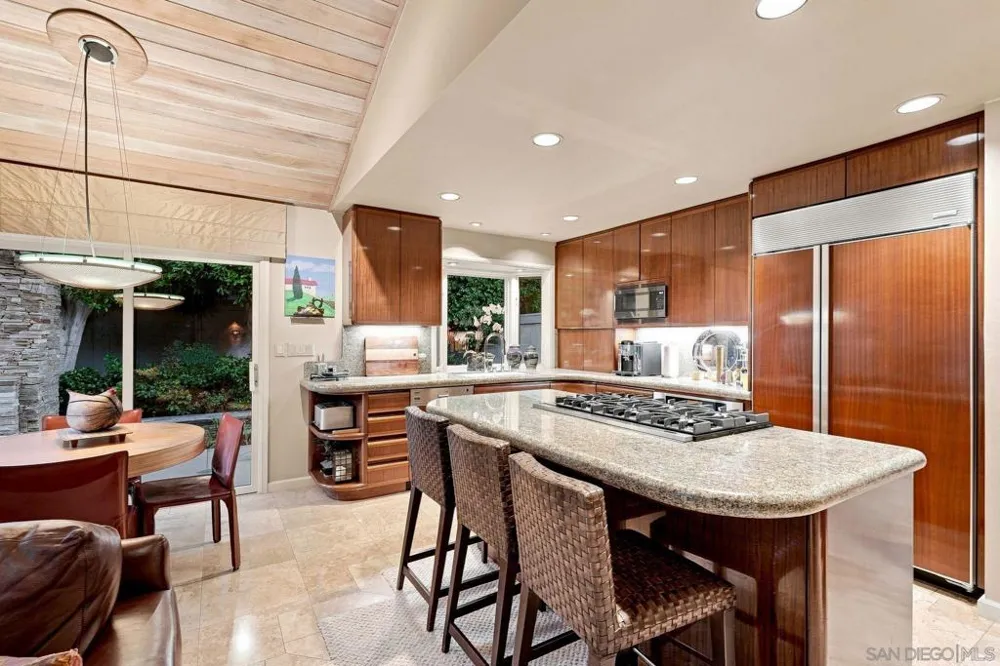 3765 Southernwood Way San Diego, CA 92106