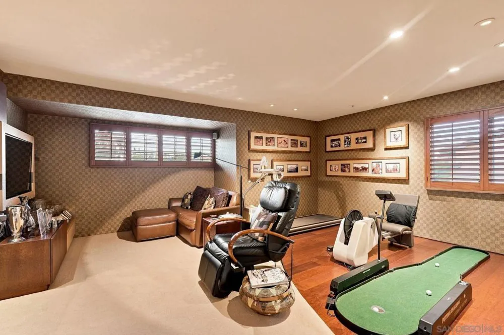 3765 Southernwood Way San Diego, CA 92106