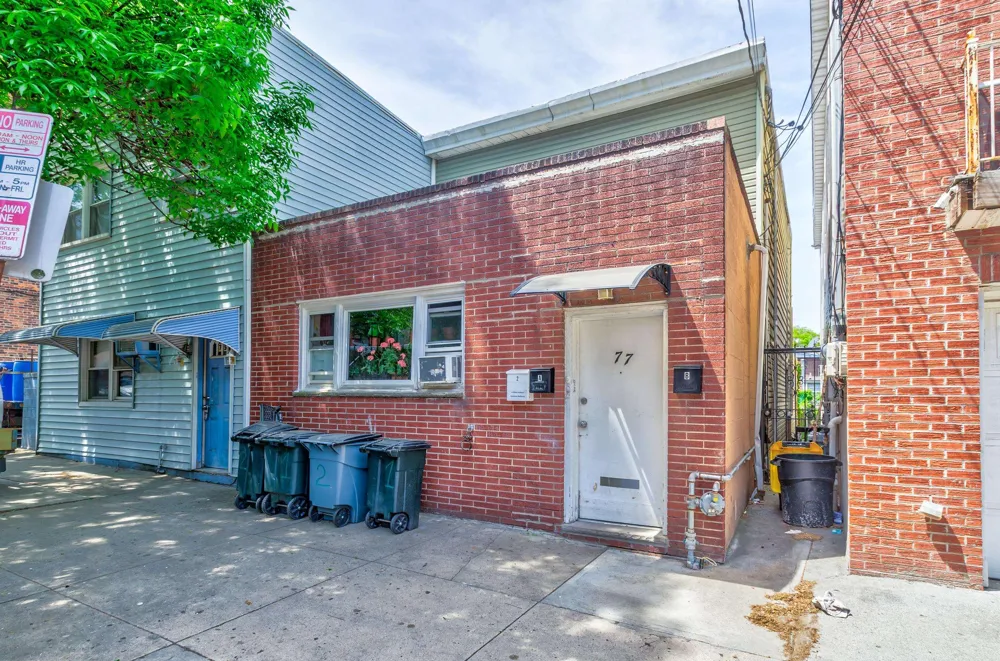 77 WALLIS AVE Jersey City, NJ 07306