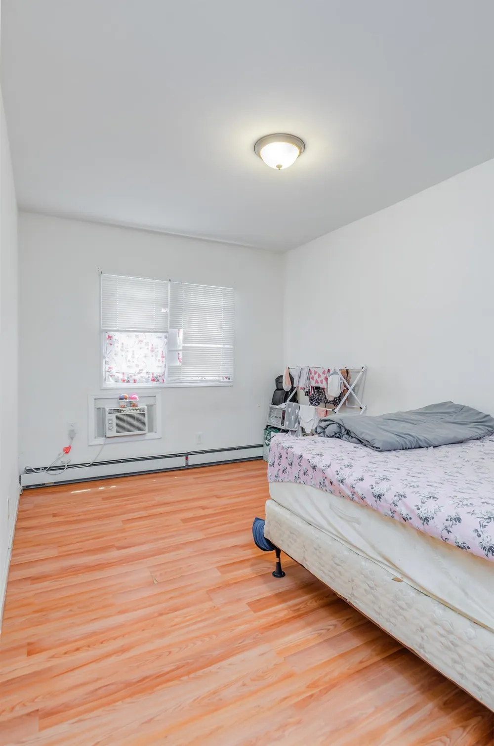 77 WALLIS AVE Jersey City, NJ 07306
