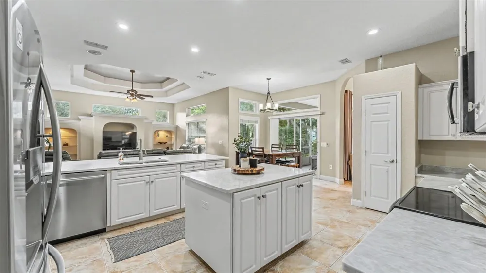 5956 TROPHY LOOP Lakeland, FL 33811