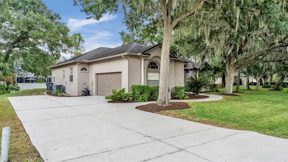 5956 TROPHY LOOP Lakeland, FL 33811