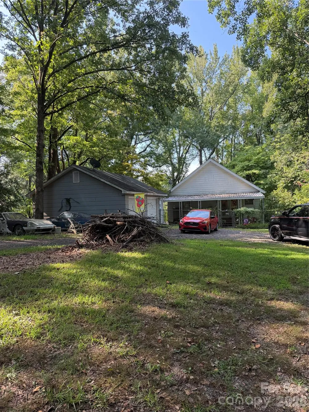 202 Horseshoe Lake Road Mount Holly, NC 28120
