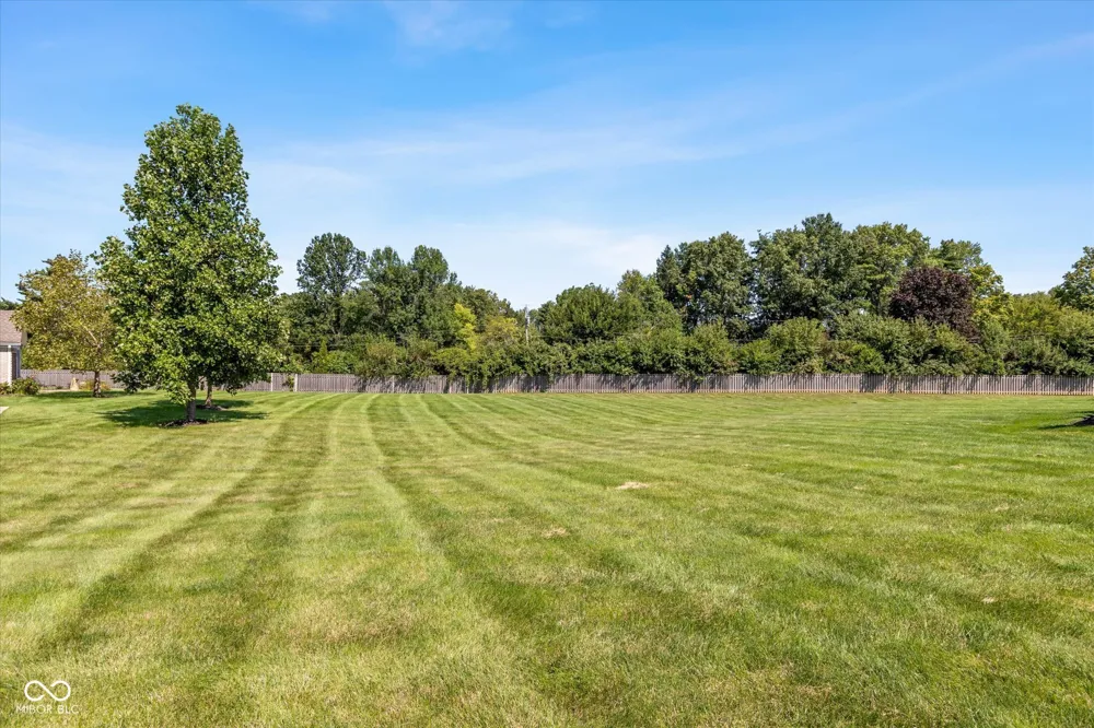 10830 Pine Valley Path Indianapolis, IN 46234