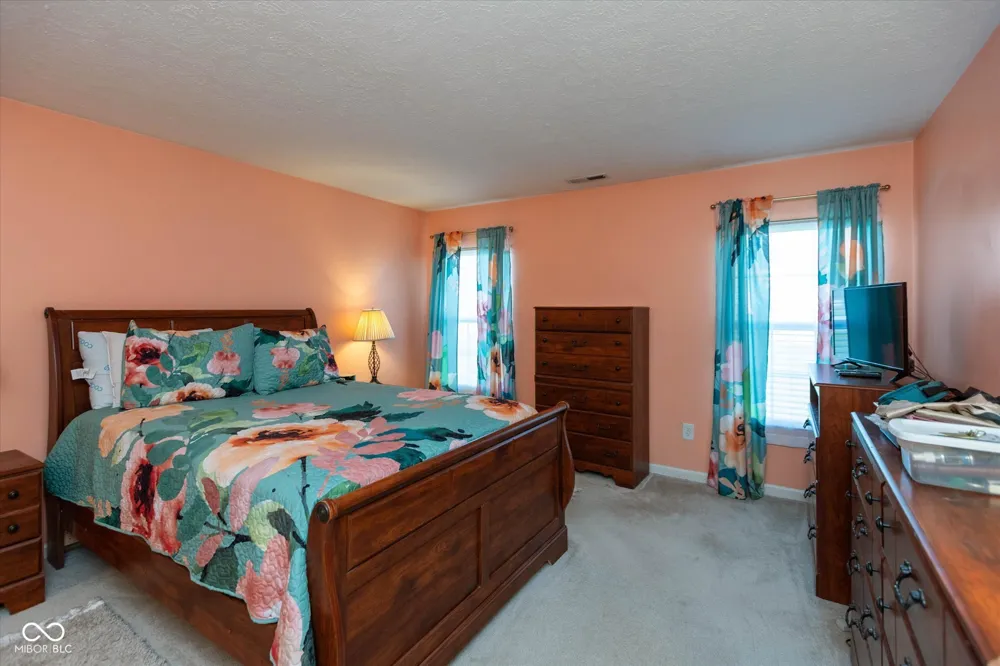 10830 Pine Valley Path Indianapolis, IN 46234