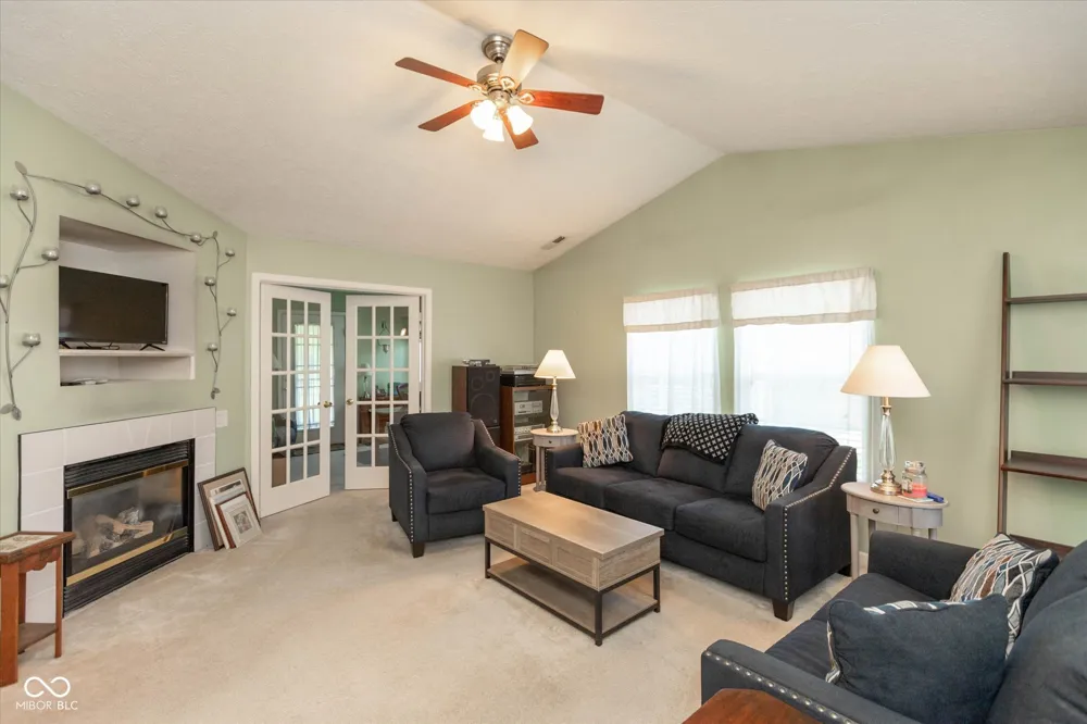 10830 Pine Valley Path Indianapolis, IN 46234
