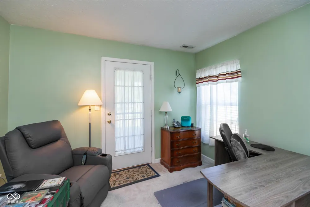 10830 Pine Valley Path Indianapolis, IN 46234