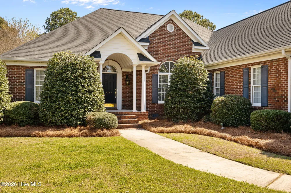 2267 Waterford Drive Winterville, NC 28590
