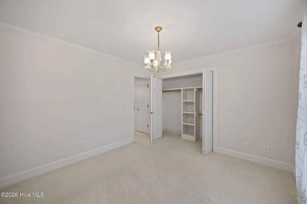 2267 Waterford Drive Winterville, NC 28590