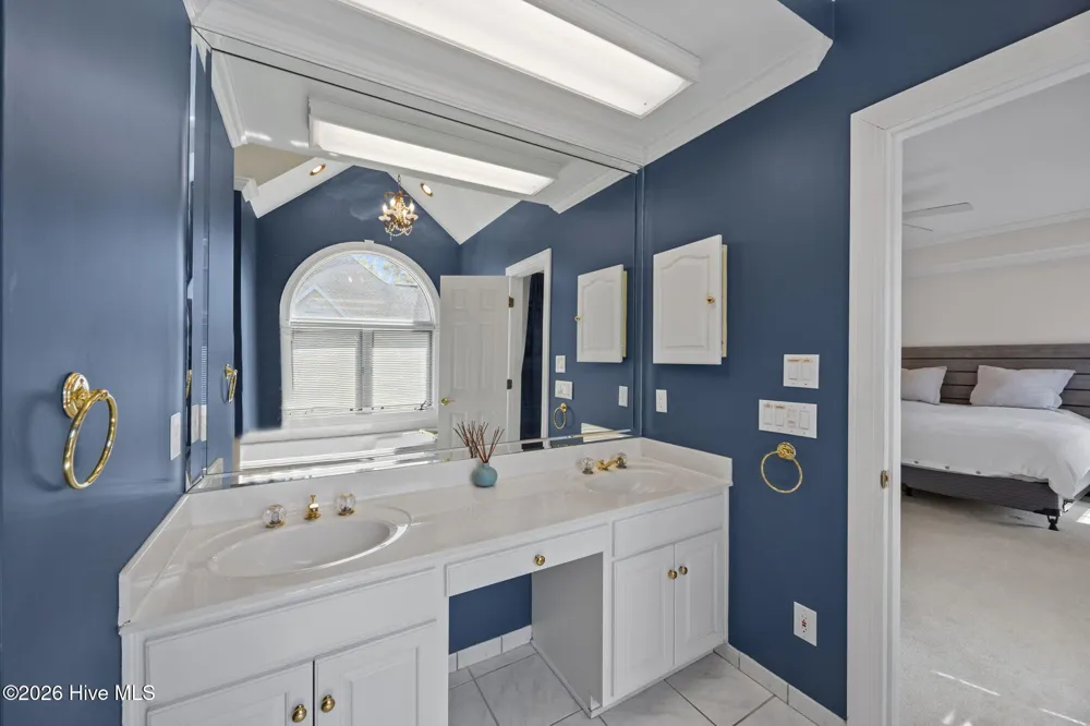 2267 Waterford Drive Winterville, NC 28590