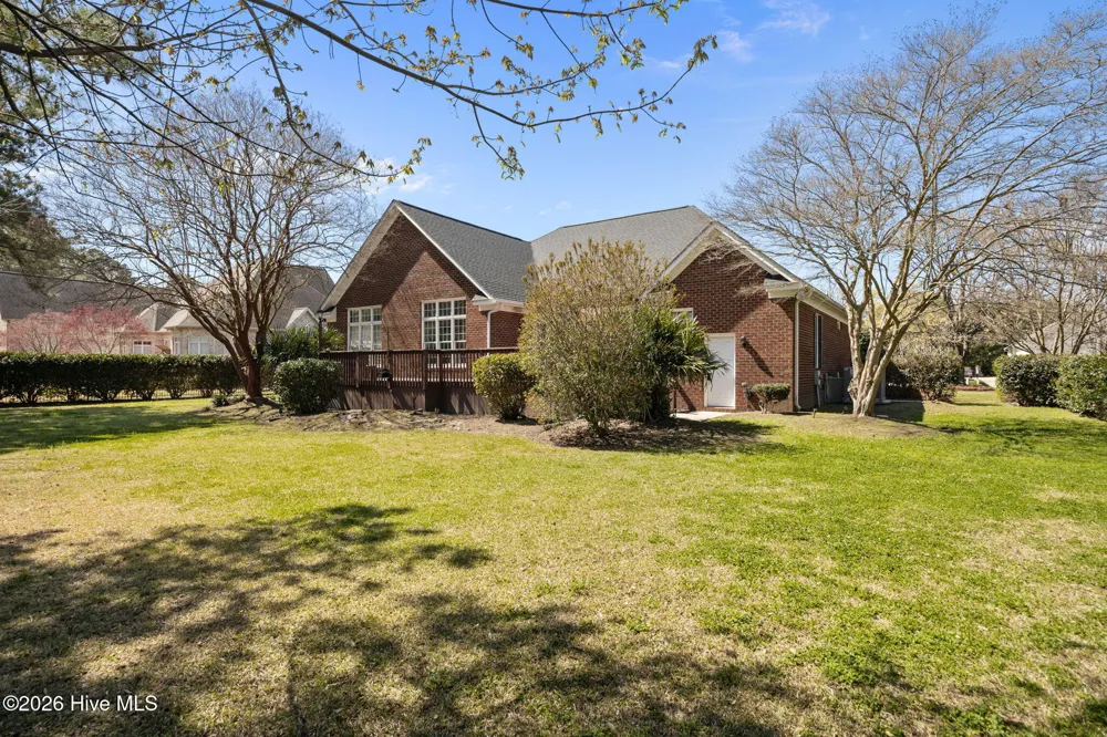 2267 Waterford Drive Winterville, NC 28590