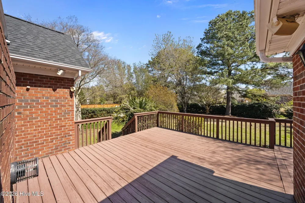 2267 Waterford Drive Winterville, NC 28590