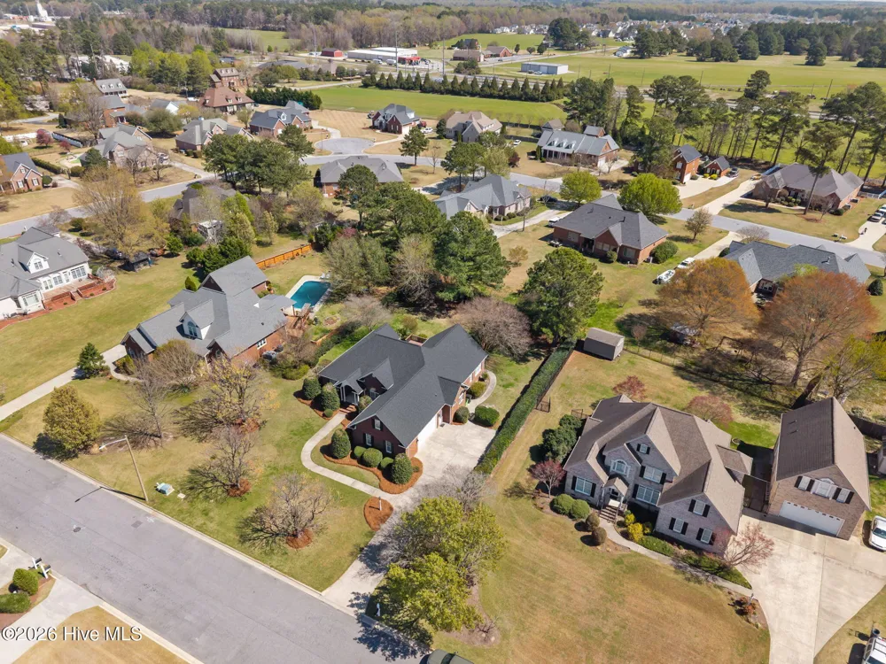 2267 Waterford Drive Winterville, NC 28590