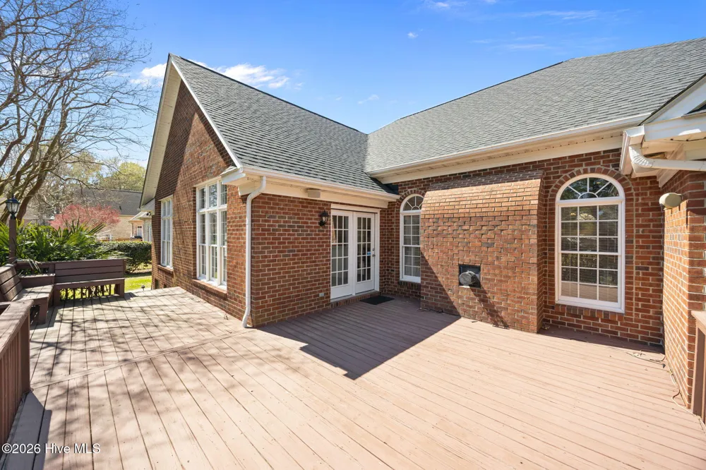 2267 Waterford Drive Winterville, NC 28590