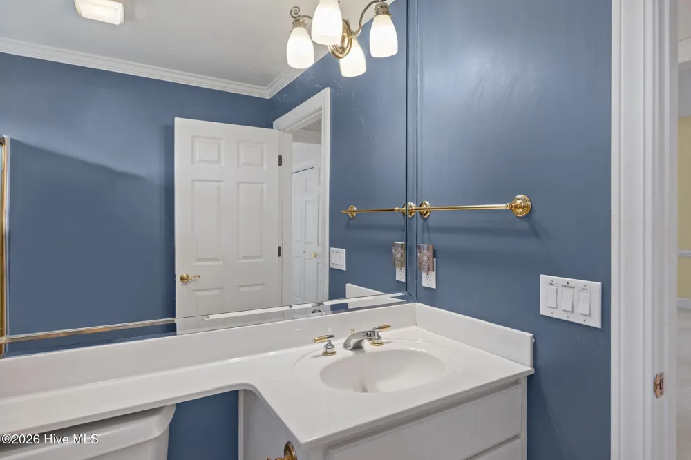 2267 Waterford Drive Winterville, NC 28590