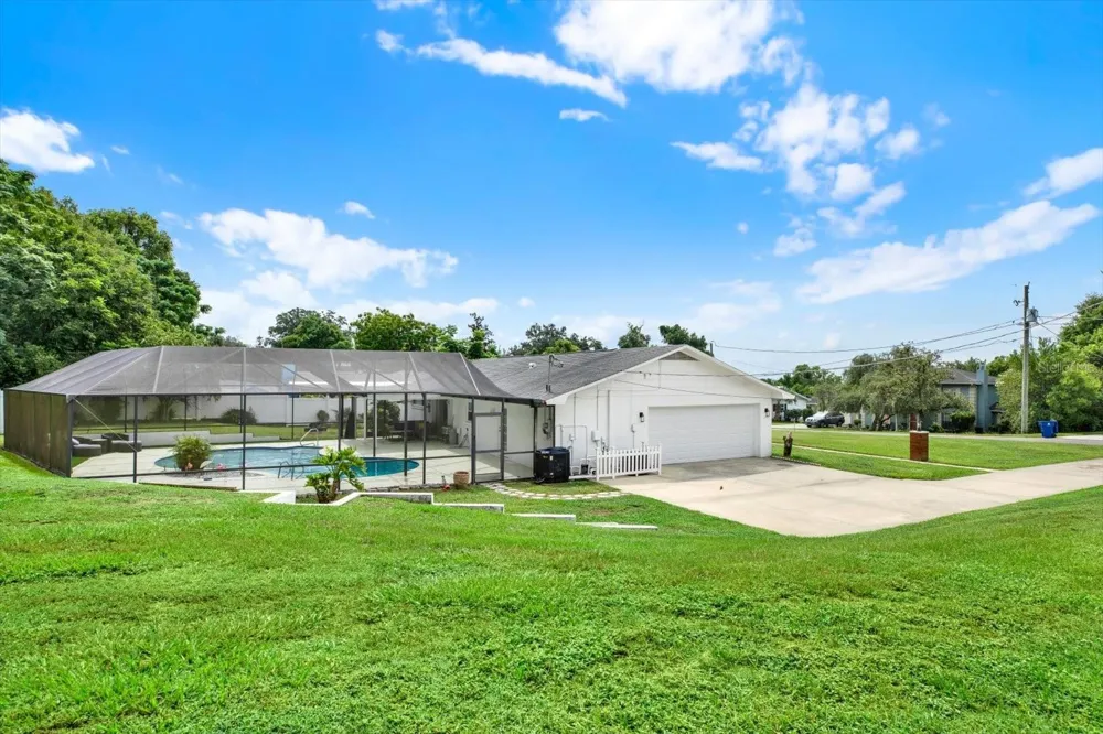 36639 JEFFERSON AVENUE Dade City, FL 33523