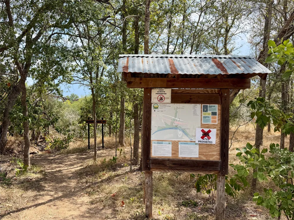 208 Waipahoehoe Drive Bastrop, TX 78602