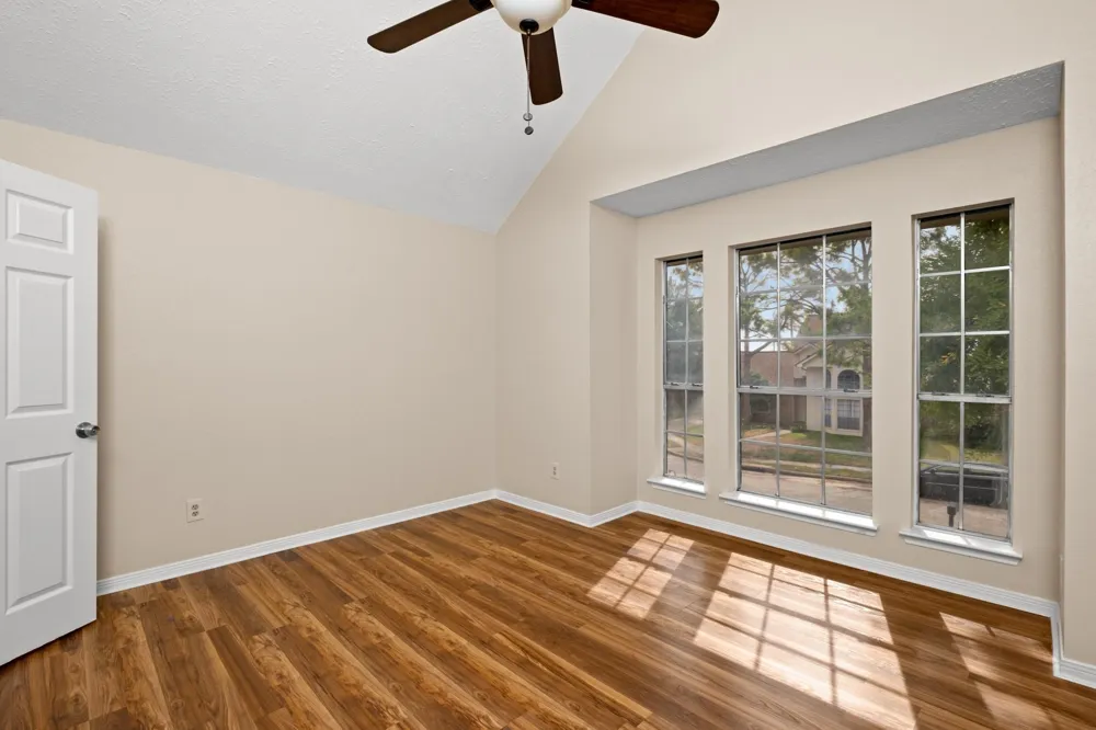 4131 Club Valley Dr Drive Houston, TX 77082