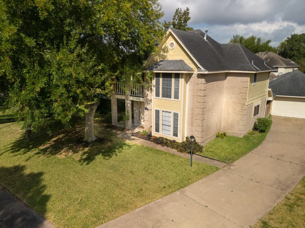 4131 Club Valley Dr Drive Houston, TX 77082