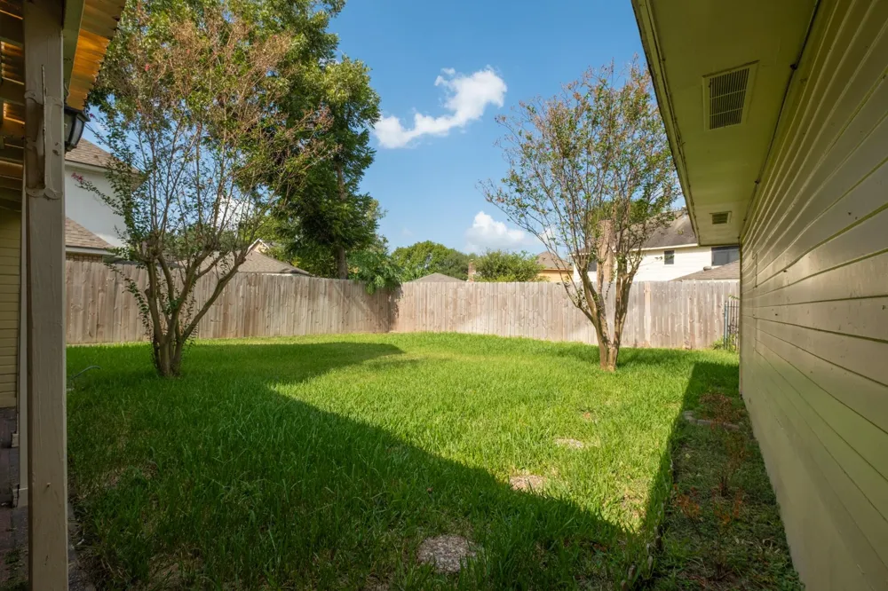 4131 Club Valley Dr Drive Houston, TX 77082
