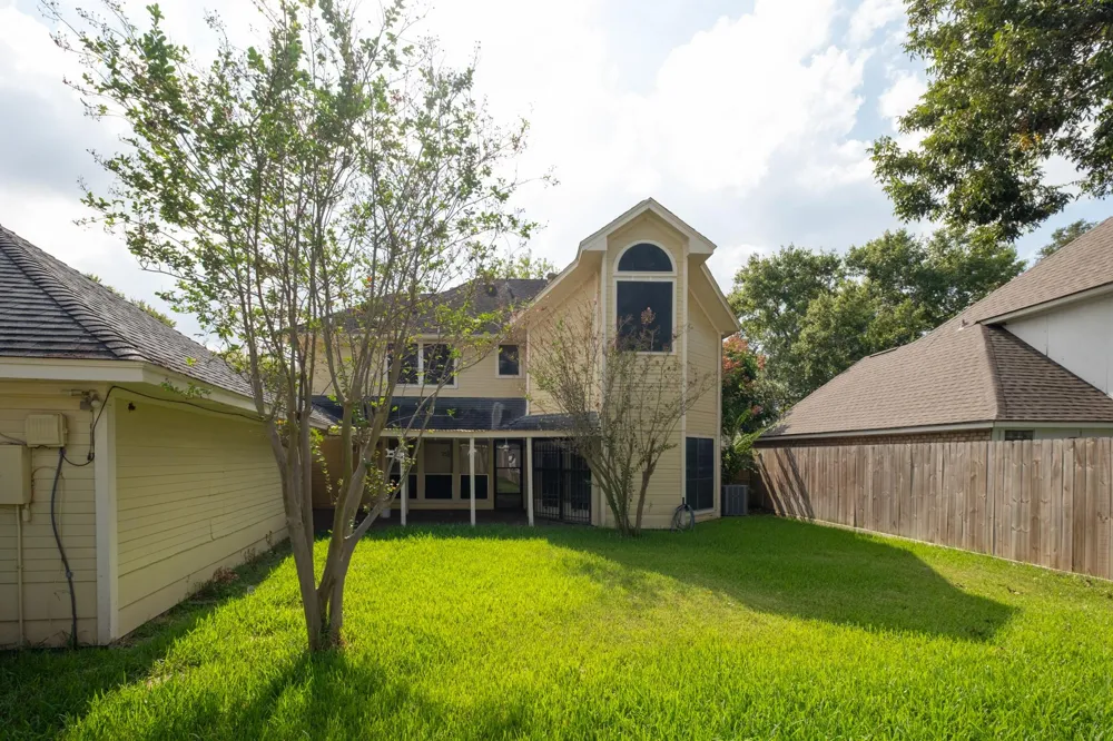 4131 Club Valley Dr Drive Houston, TX 77082