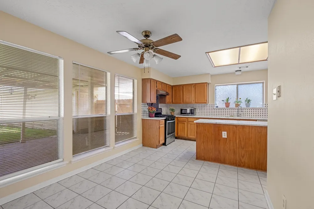 4131 Club Valley Dr Drive Houston, TX 77082