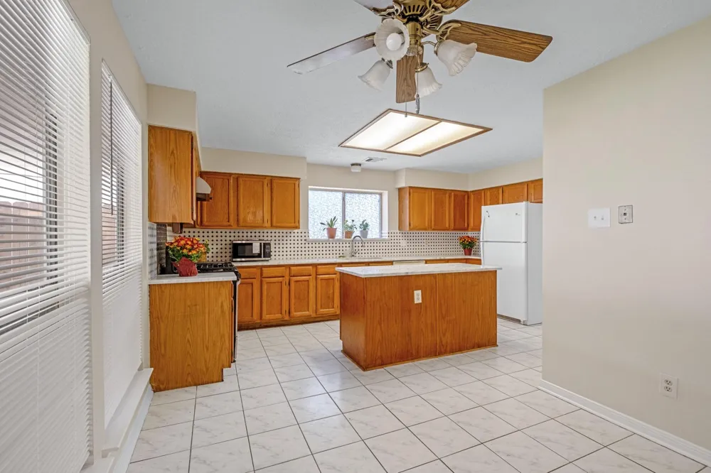 4131 Club Valley Dr Drive Houston, TX 77082