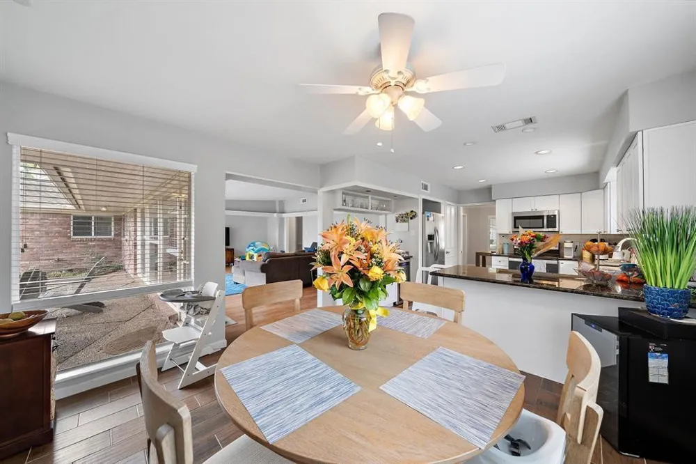 4922 Braesvalley Drive Houston, TX 77096