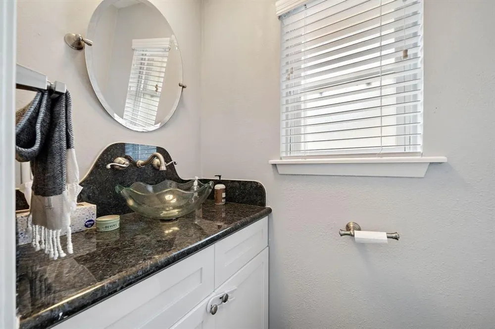 4922 Braesvalley Drive Houston, TX 77096