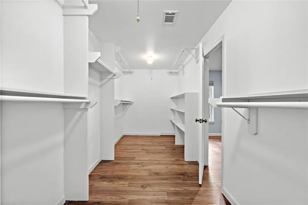 4922 Braesvalley Drive Houston, TX 77096