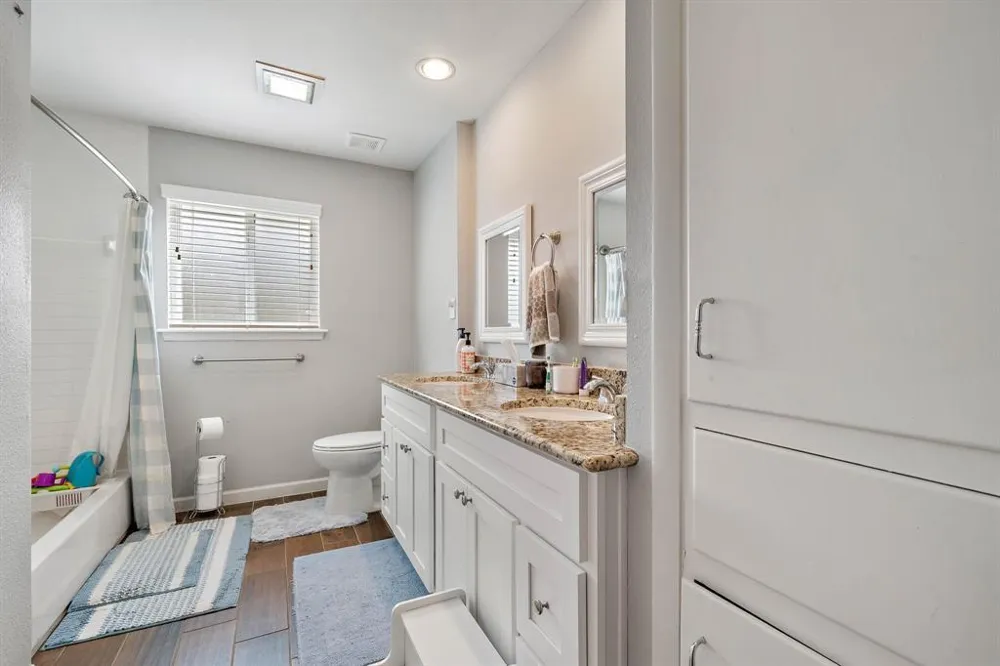 4922 Braesvalley Drive Houston, TX 77096
